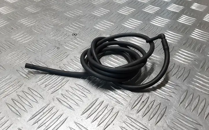 Mitsubishi Outlander (2018 - 2021) Шланг (шланги) оконной жидкости лобового стекла — фото 3