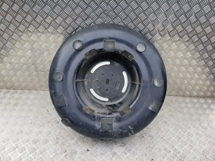 Toyota RAV 4 (XA20) (2000 - 2005) 6477342010 Кронштейн запасного колеса — фото 5