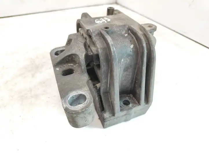 Volkswagen Caddy (2004 - 2010) 1K0199262B Опора двигателя — фото 6