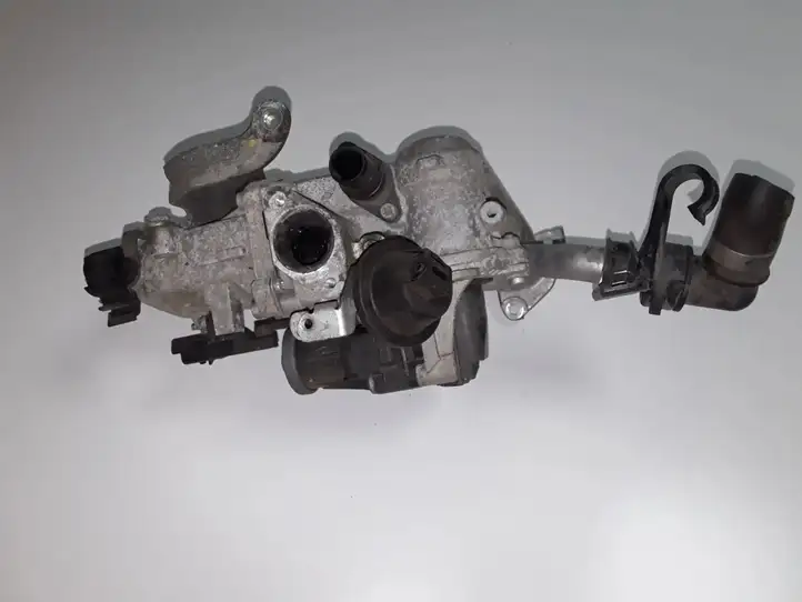 Volvo V60 (2013 - 2018) 50563902 Охладитель клапана EGR — фото 3