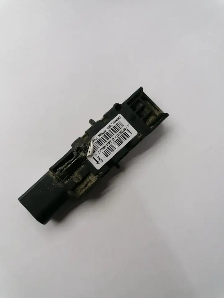 Mitsubishi Colt (2004 - 2008) PMR587418 Датчик удара SRS — фото 4
