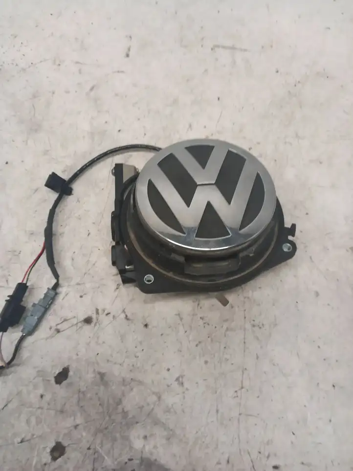 Volkswagen PASSAT CC (2008 - 2012) 5K0827469H Кнопка закрытия крышки багажника — фото 1