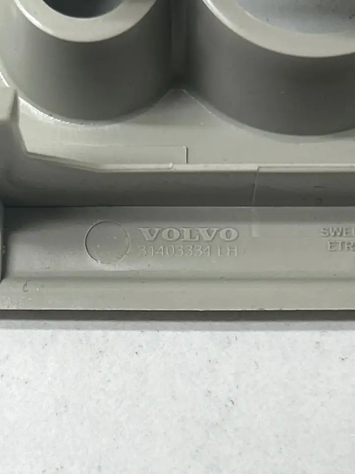Volvo S90, V90 (2016 - 2020) 31403334 Прочие детали салона — фото 3