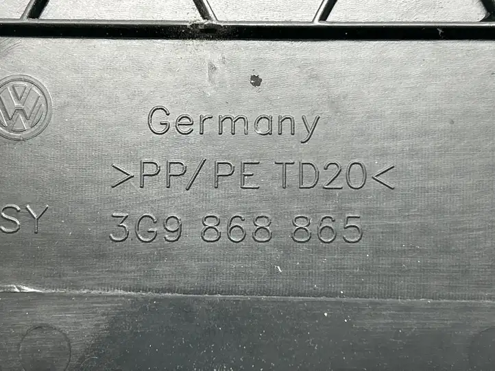 Volkswagen PASSAT B8 (2015 - ) 3C9868865 Прочая отделка багажника — фото 3