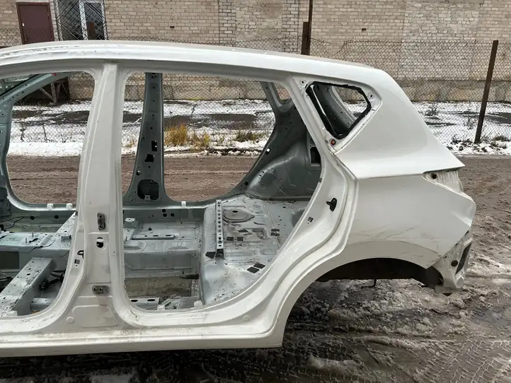 Nissan Pulsar (2014 - 2018) Задний порог кузова — фото 1