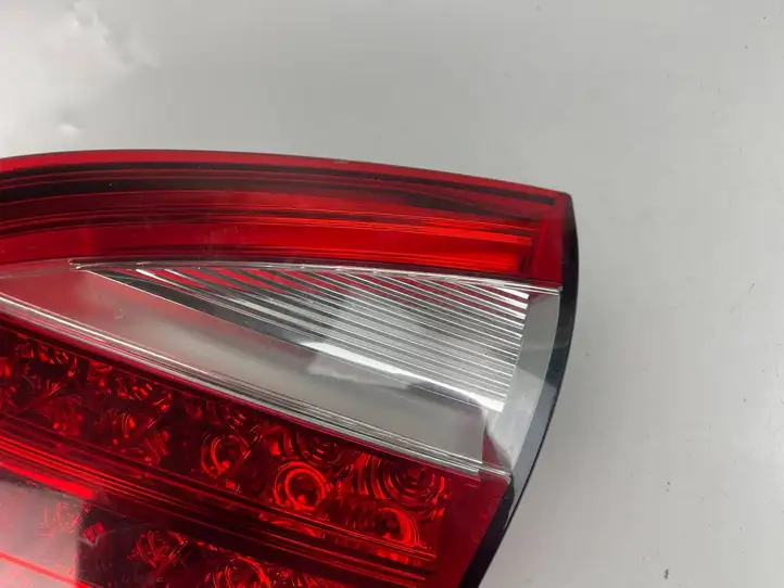 Porsche Cayenne (92A) (2011 - 2017) 7P5945094K Задний фонарь в крышке багажника — фото 2