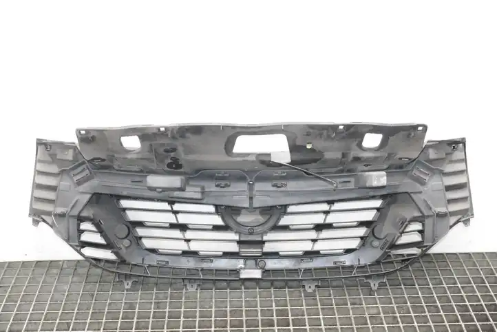 Nissan NV300 (2012 - 2020) 623109057R Вентиляционная решетка кузова — фото 8
