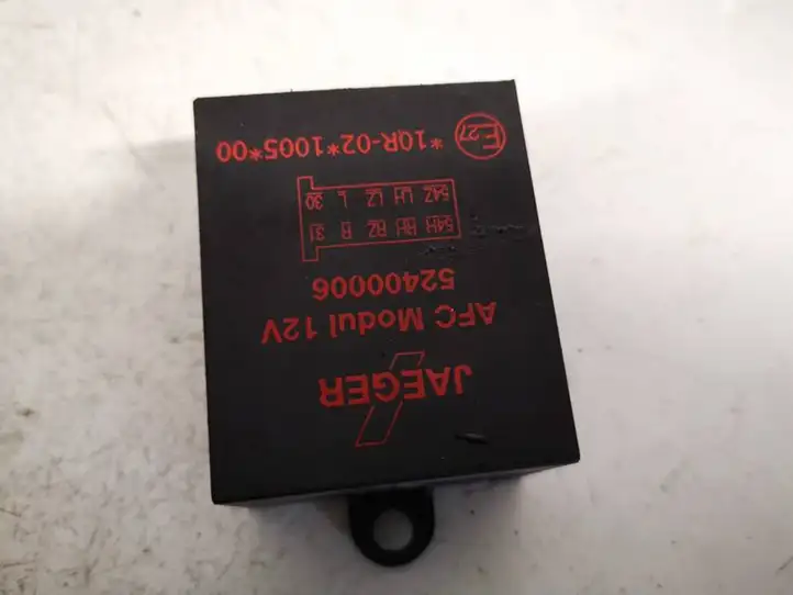 Mazda 3 I (2006 - 2009) 52400006 Реле крюка для прицепа — фото 2