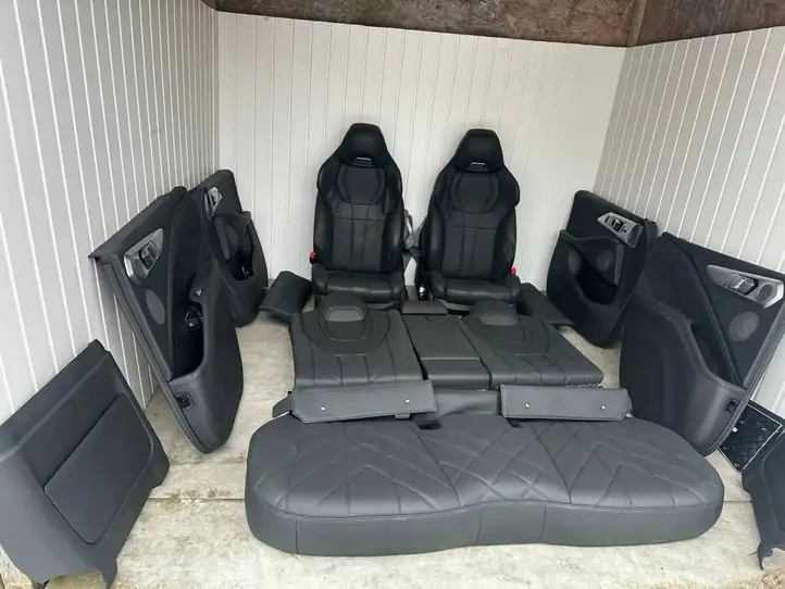 BMW XM (2022 - ) Комплект салона — фото 1