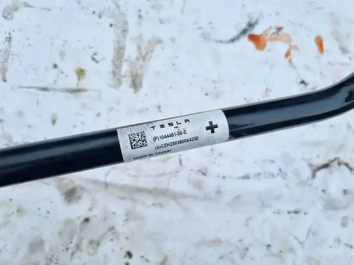 Tesla Model Y (2019 - 2024) 104448100E Стойка стабилизатора — фото 4