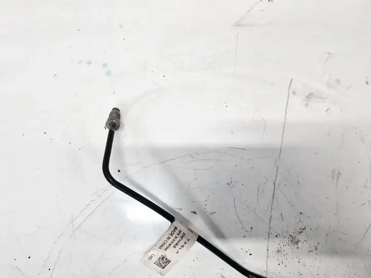 Tesla Model Y (2019 - 2024) 228871400B Тормозные трубки и шланги — фото 2