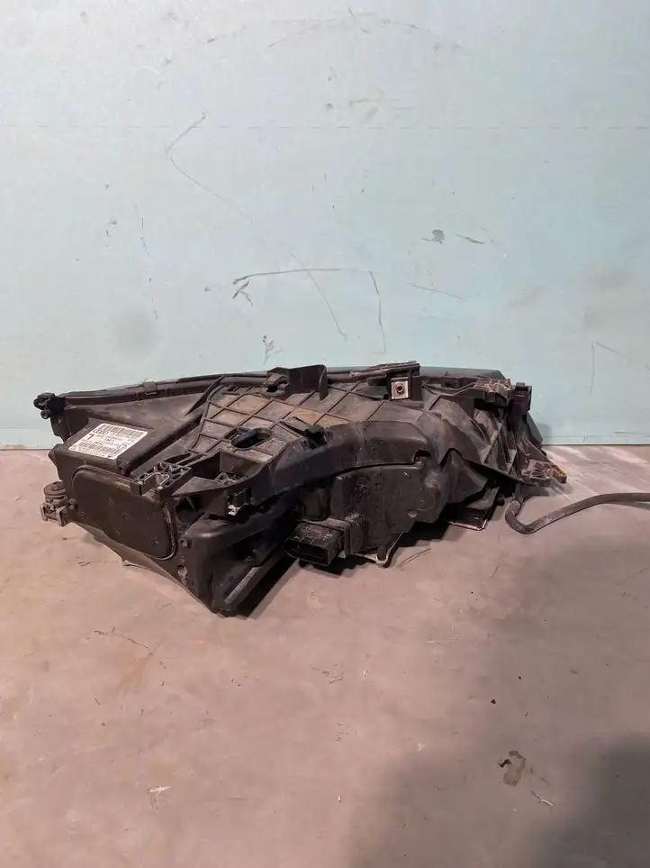 Audi A7 S7 4G (2010 - 2014) 4G8941033C Передняя фара — фото 3