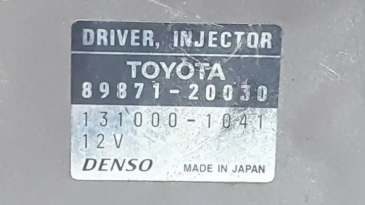 Toyota Corolla E120 E130 (2000 - 2004) 8987120030 Блок управления форсунками — фото 2