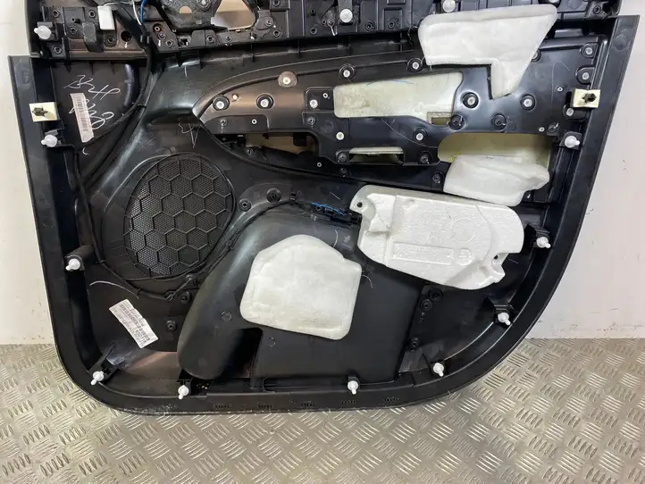 Jeep Grand Cherokee (2010 - 2021) Обшивка передней двери — фото 8