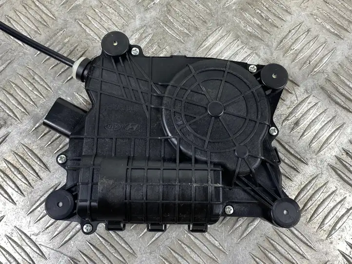 Hyundai Santa Fe (2018 - 2020) 81800S1100 Замок крышки багажника — фото 11
