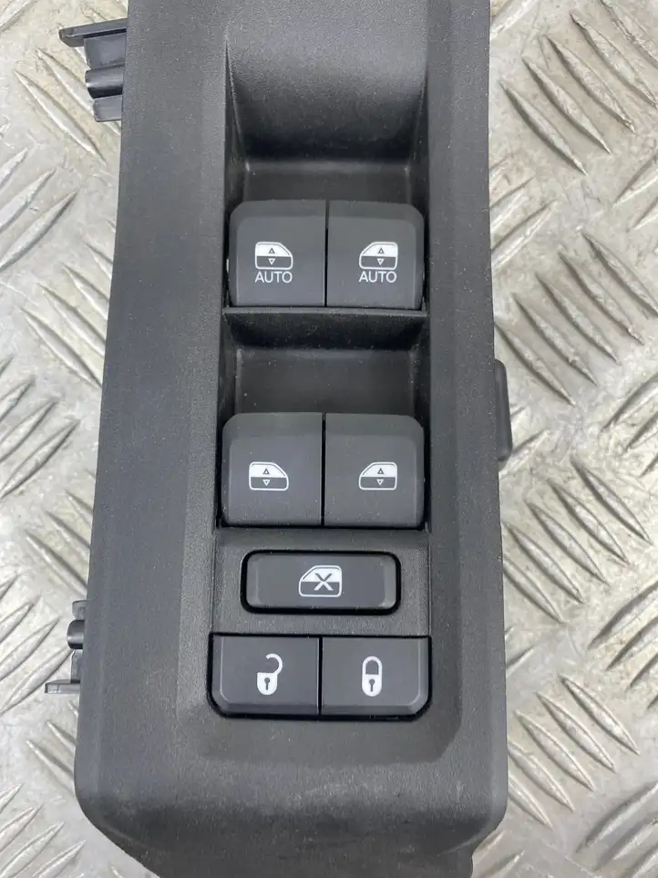 Jeep Grand Cherokee WL (2021 - ) 68381732AC Блок кнопок стеклоподъемников — фото 3
