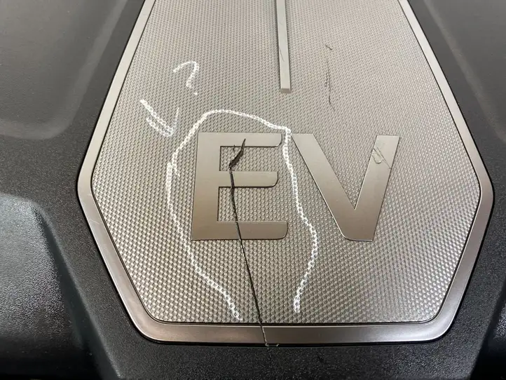 Kia EV6 (2021 - ) Ящик для хранения в багажнике — фото 18