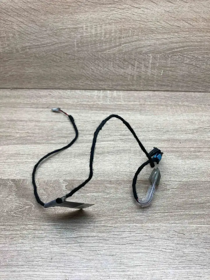 BMW 3 E92 E93 (2005 - 2014) 7163511 Подсветка рукоятки передней двери (наружняя) — фото 3