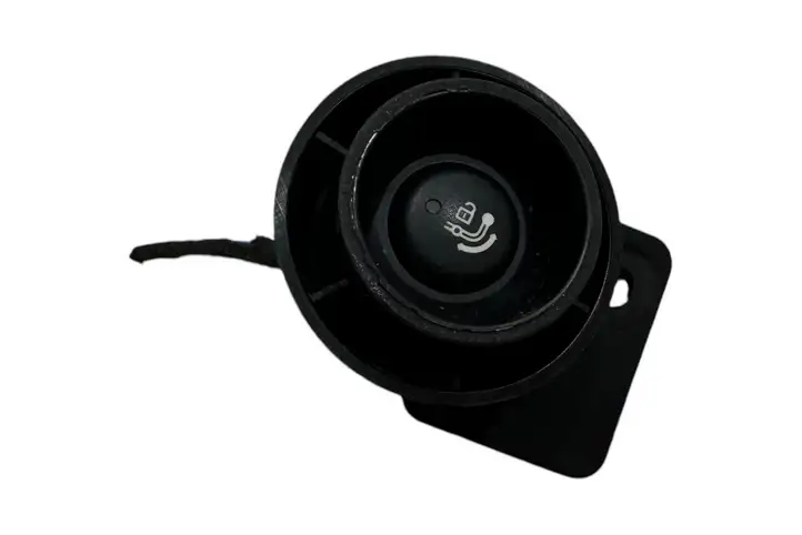 BMW 3 F30 F35 F31 (2012 - 2018) 6799607 Кнопка фаркопа в багажнике — фото 1