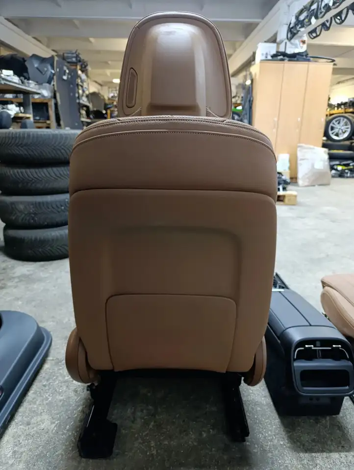 Mercedes-Benz E W214 (2024 - ) Комплект отделки дверей — фото 6