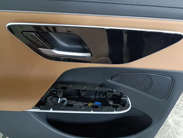 Mercedes-Benz E W214 (2024 - ) Комплект отделки дверей — фото 30