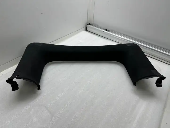 Tesla Model X (2021 - ) 105154500K Верхняя обшивка стойки B — фото 1