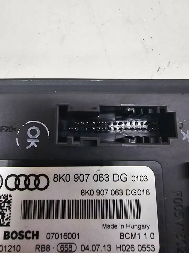 Audi A4 S4 B8 8K (2007 - 2011) 8K0907063DG Модуль комфорта — фото 3