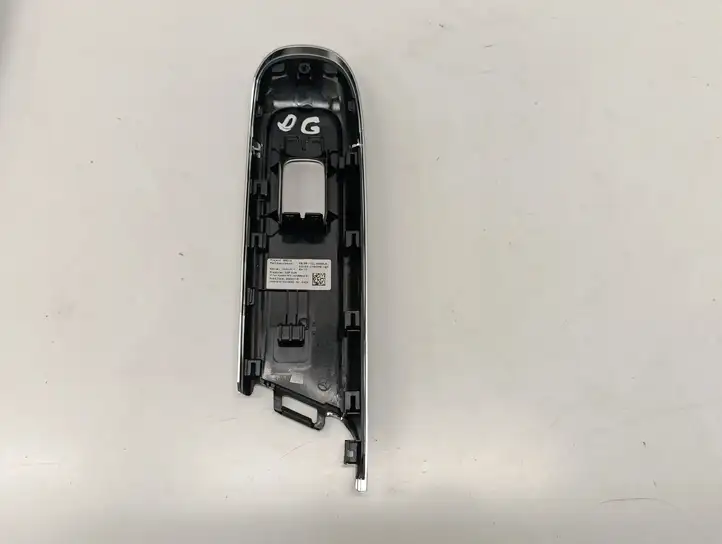 Mercedes-Benz E W214 (2024 - ) A2147209000 Накладка кнопки стеклоподъемника — фото 2