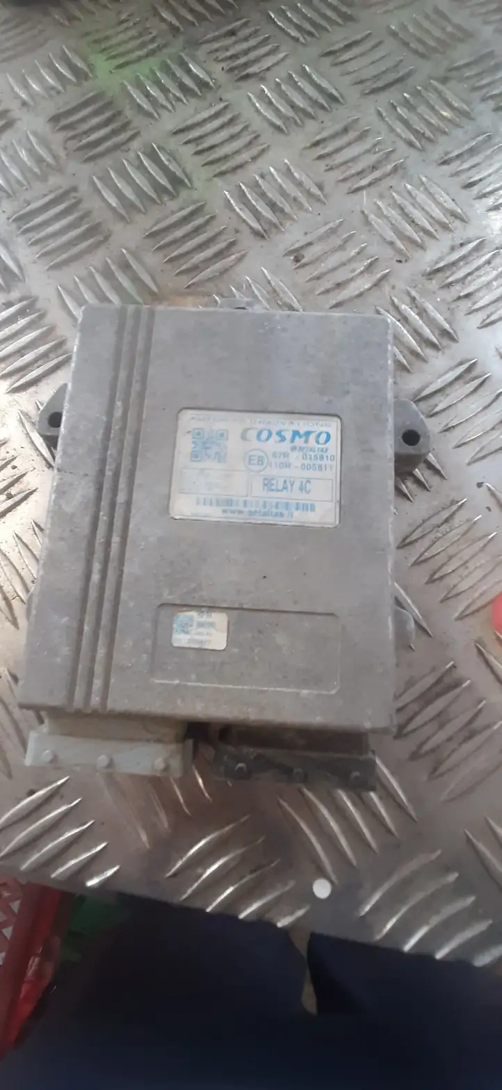 Citroen C5 (2004 - 2008) E867R015810 Блок управления ГБО — фото 1