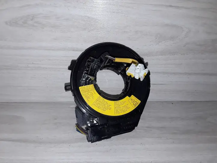 Ford Fiesta (2006 - 2008) Контактное кольцо SRS — фото 1