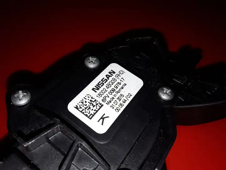 Nissan Qashqai (2013 - 2017) 180024BG0B Педаль акселератора — фото 4