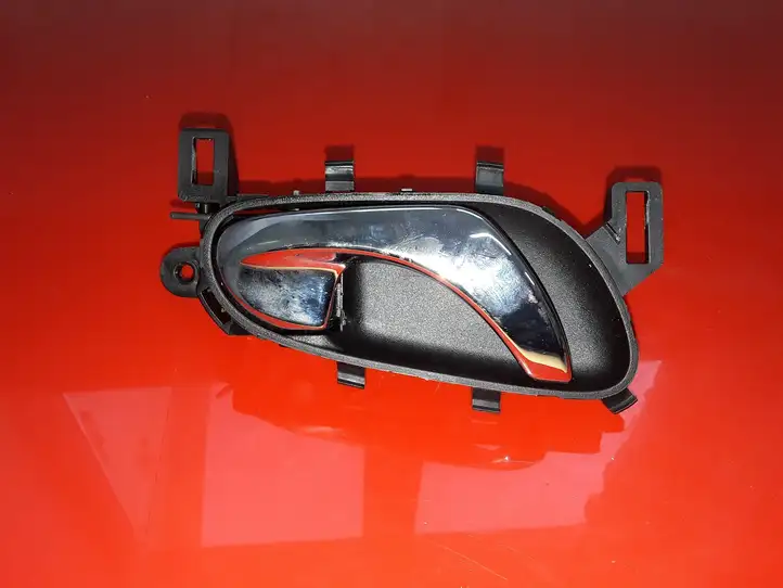 Nissan Qashqai (2013 - 2017) 806704EA0A Внутренняя ручка двери — фото 1