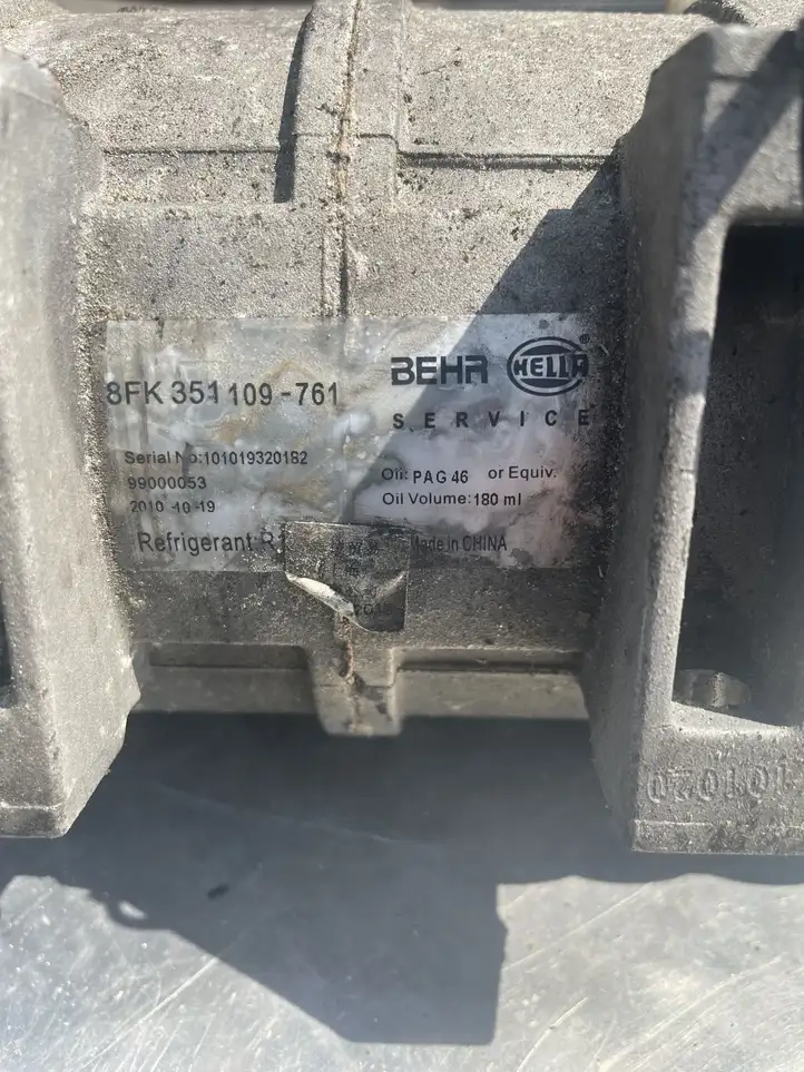 Volvo V70 (2000 - 2004) 351109 Компрессор (насос) кондиционера воздуха — фото 1