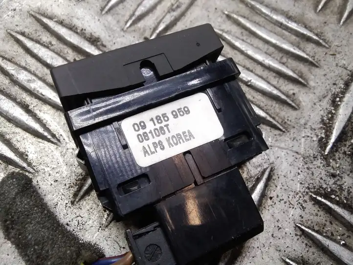 Opel Signum (2002 - 2008) 09185959 Блок кнопок стеклоподъемников — фото 4