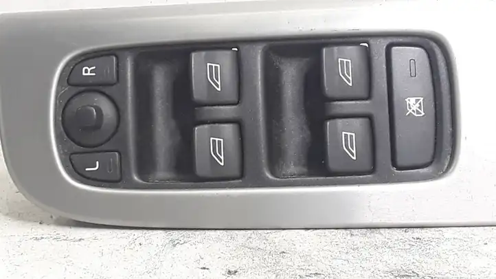 Volvo V50 (2004 - 2008) 30710789 Кнопка стеклоподъемников — фото 4