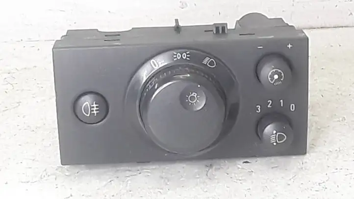Opel Meriva A (2002 - 2006) 93394756 Включатель фонарей — фото 1
