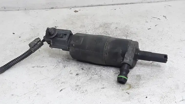 Volvo V50 (2004 - 2008) 5W9313K082AA Насос омывателя фар — фото 1