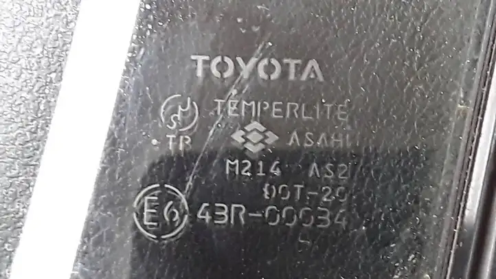 Toyota Avensis Verso (2001 - 2004) E643R00034 Стекло передней двери — фото 2