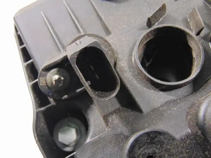 BMW 7 E65 E66 (2001 - 2008) 11127522160 Крышка головки блока цилиндров — фото 7