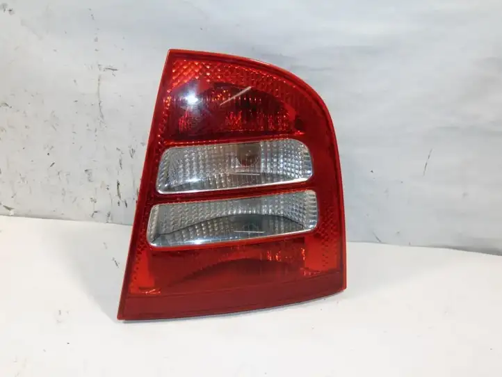 Skoda Octavia Mk1 (1U) (1996 - 2004) 1U6945112C Задний фонарь в кузове — фото 1