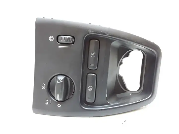 Volvo XC90 (2006 - 2014) 30739302 Включатель фонарей — фото 1