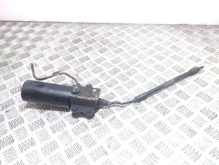 Audi RS 6   4B3616808 Другая часть задней подвески