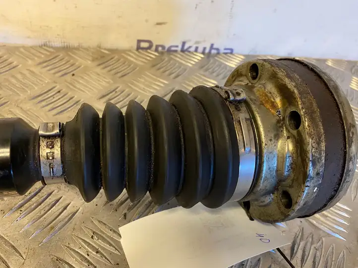 Volkswagen Caddy (2004 - 2010)   Передняя полуось