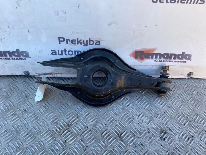 BMW 3 F30 F35 F31 (2012 - 2018) 33326867540 Вилка подвески — фото 1