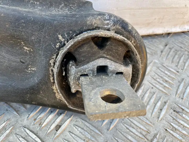 Mercedes-Benz CLA C117,X117,W117 (2013 - 2019) A2463530043 Вилка подвески — фото 4