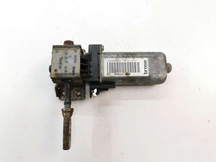 988582102 Audi Q7 4L Sėdynės valdymo varikliukas