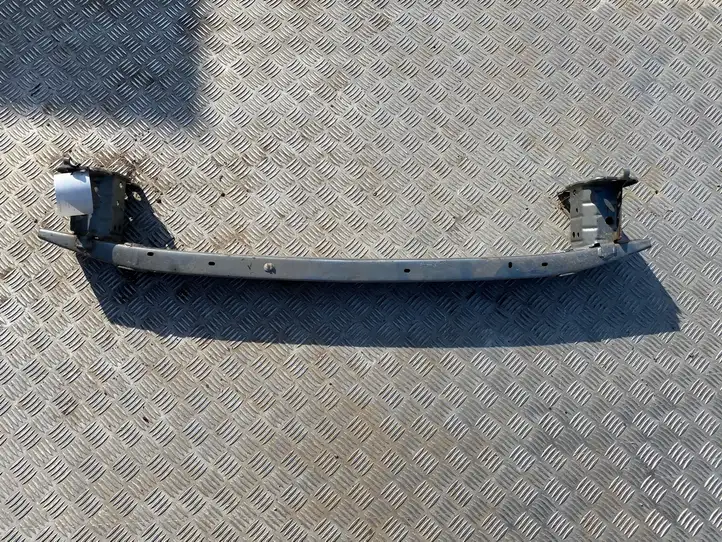 Toyota Auris 150 (2006 - 2012) Усилитель переднего бампера — фото 1