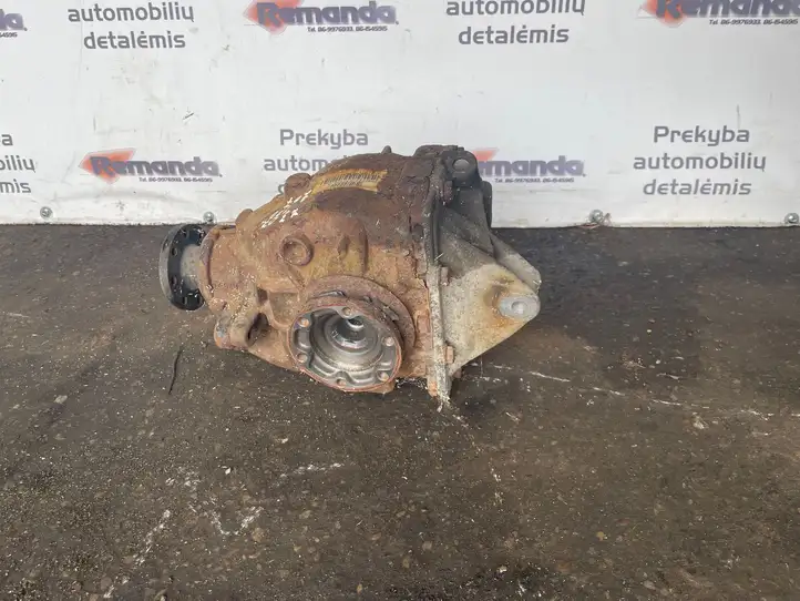 BMW X3 E83 (2003 - 2010)   Задний редуктор