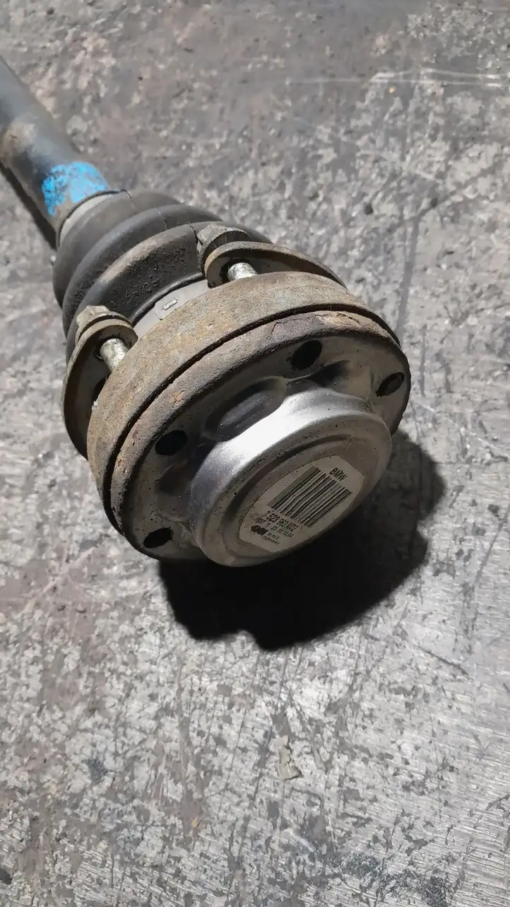 BMW 1 E82 E88 (2007 - 2014)   Задняя полуось