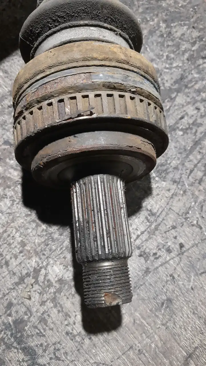 BMW 1 E82 E88 (2007 - 2014)   Задняя полуось